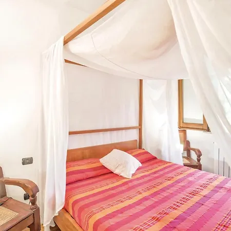 Beautiful In S, Maria Di Ricadi Vv With 3 Bedrooms And Wifi Holiday home Santa Maria (Vibo Valentia)