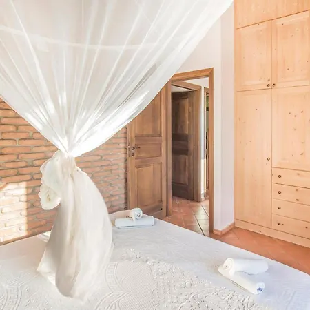Lovely In S Maria Di Ricadi Vv With Wifi *