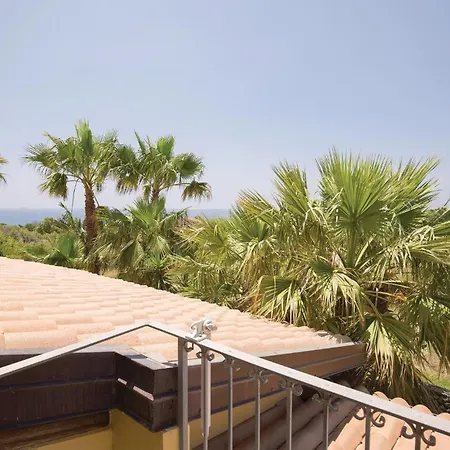 Beautiful In S, Maria Di Ricadi Vv With 3 Bedrooms And Wifi *